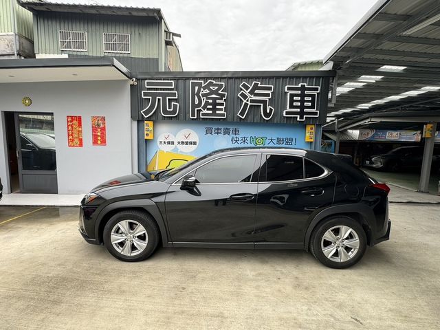 LEXUS凌志 UX200  第11張相片