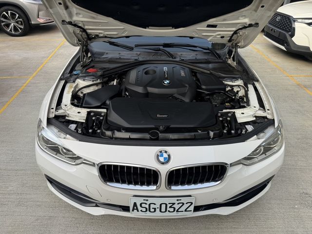 BMW寶馬 320I  第9張相片