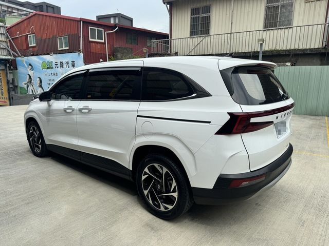 HYUNDAI現代 CUSTIN  第15張相片