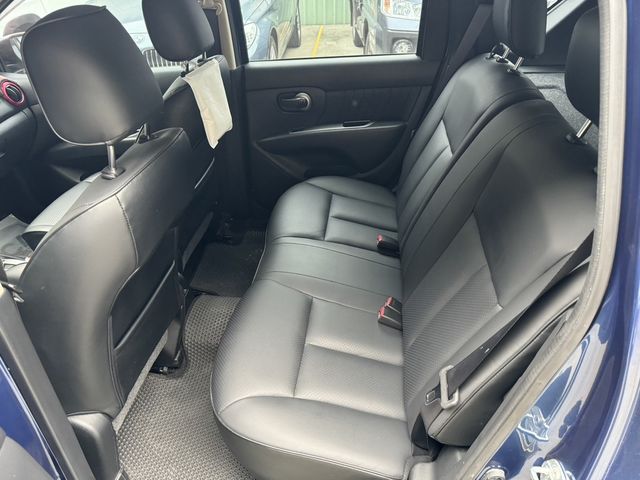 NISSAN日產 LIVINA  第10張相片