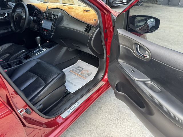 NISSAN日產 TIIDA  第7張相片