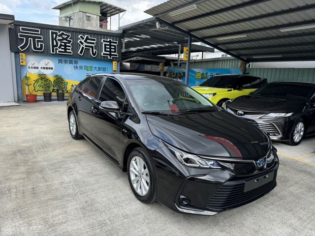 TOYOTA豐田 COROLLA ALTIS HYBRID  第3張相片