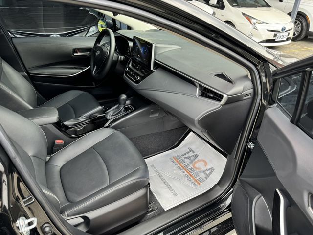 TOYOTA豐田 COROLLA ALTIS HYBRID  第7張相片
