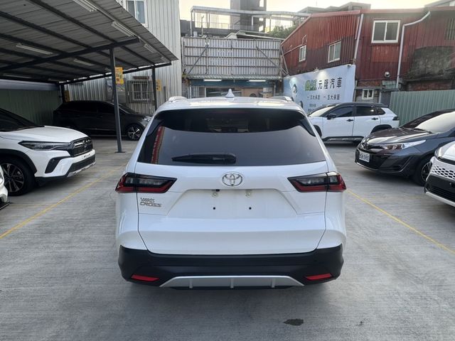 TOYOTA豐田 YARIS CROSS  第12張相片