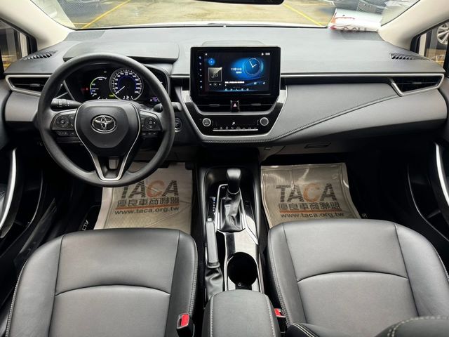 TOYOTA豐田 ALTIS  第6張相片