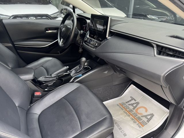 TOYOTA豐田 ALTIS  第7張相片