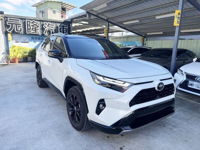 TOYOTA豐田 RAV4  第3張相片