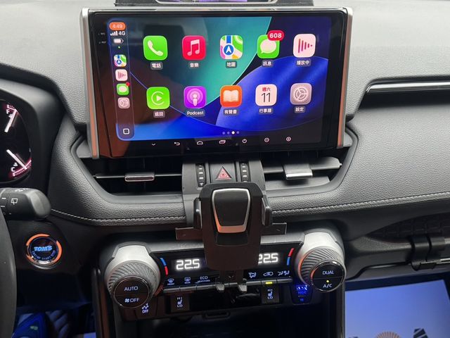 TOYOTA豐田 RAV4  第9張相片