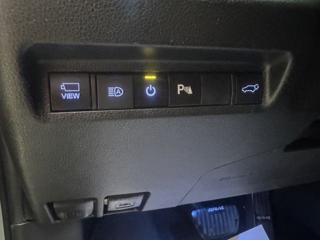 TOYOTA豐田 RAV4  第12張相片