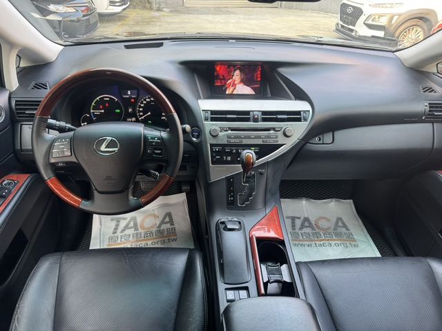 LEXUS凌志 RX450H  第6張相片