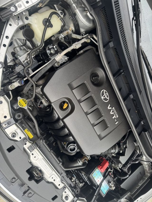 TOYOTA豐田 WISH  第8張相片