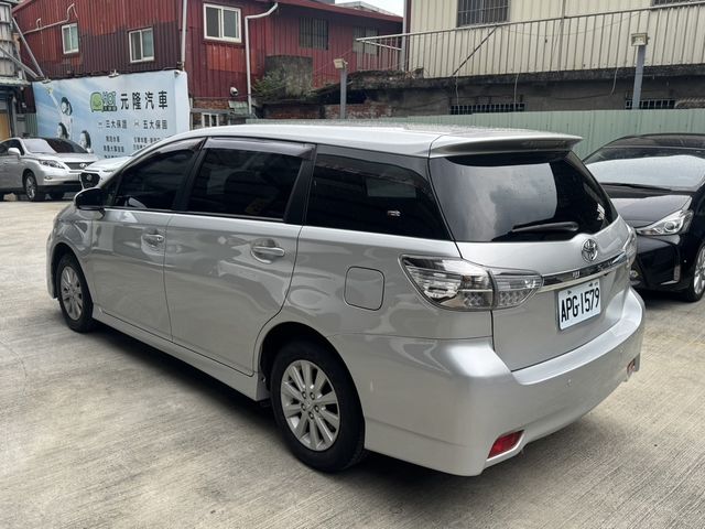 TOYOTA豐田 WISH  第11張相片