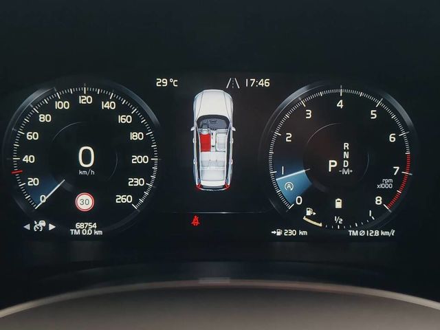 VOLVO富豪 V60  第4張相片
