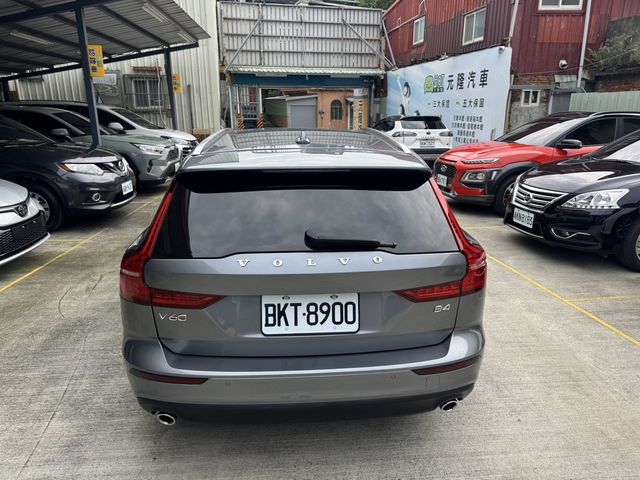 VOLVO富豪 V60  第11張相片