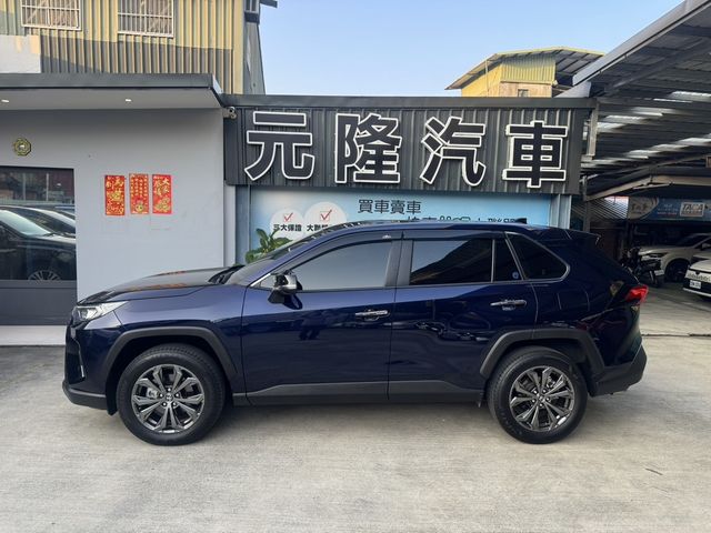 TOYOTA豐田 RAV4  第8張相片