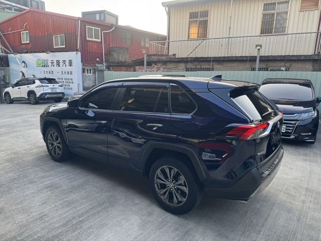 TOYOTA豐田 RAV4  第9張相片