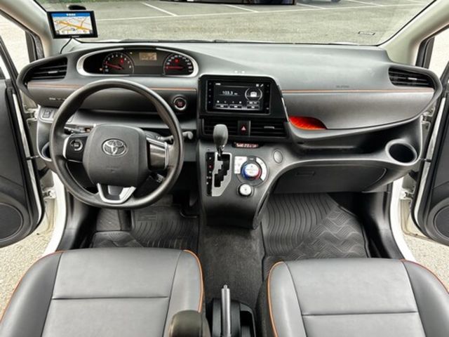 TOYOTA豐田 SIENTA  第2張相片