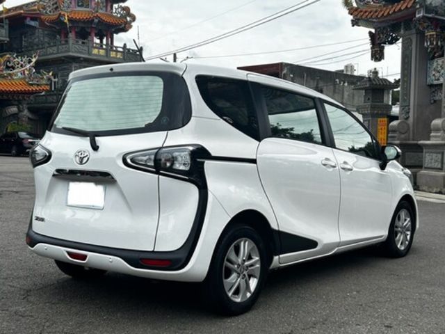 TOYOTA豐田 SIENTA  第3張相片