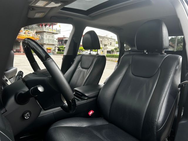 LEXUS凌志 RX270  第4張相片