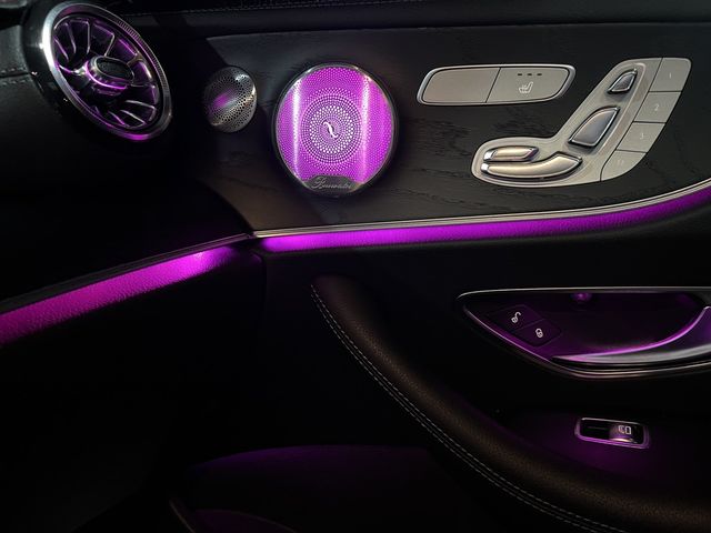 M-BENZ賓士 E400  第13張相片