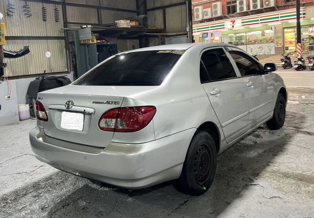 TOYOTA豐田 ALTIS  第3張相片