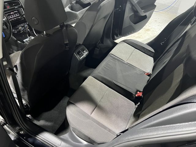 VOLKSWAGEN福斯 GOLF  第6張相片