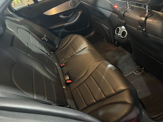 M-BENZ賓士 C300  第6張相片