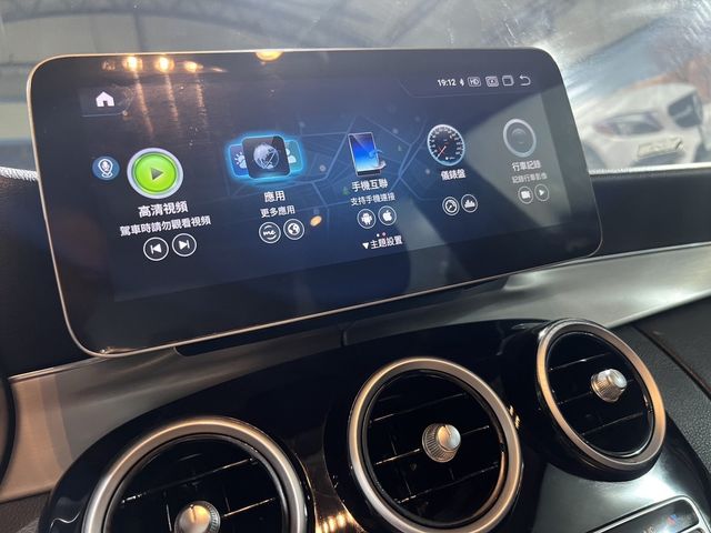 M-BENZ賓士 C300  第9張相片