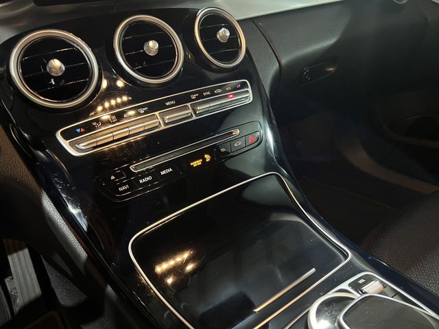 M-BENZ賓士 C300  第11張相片