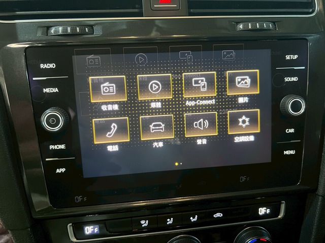 VOLKSWAGEN福斯 GOLF  第12張相片