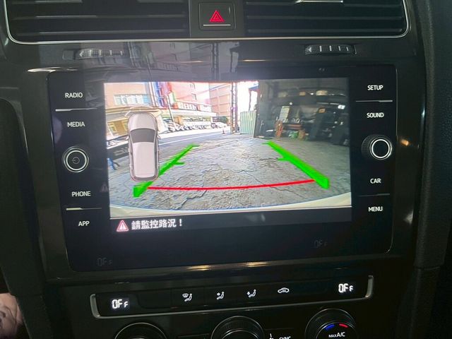 VOLKSWAGEN福斯 GOLF  第13張相片