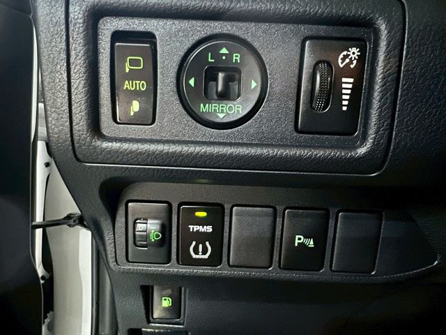 LEXUS凌志 CT200H  第12張相片