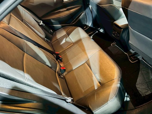 TOYOTA豐田 ALTIS  第5張相片