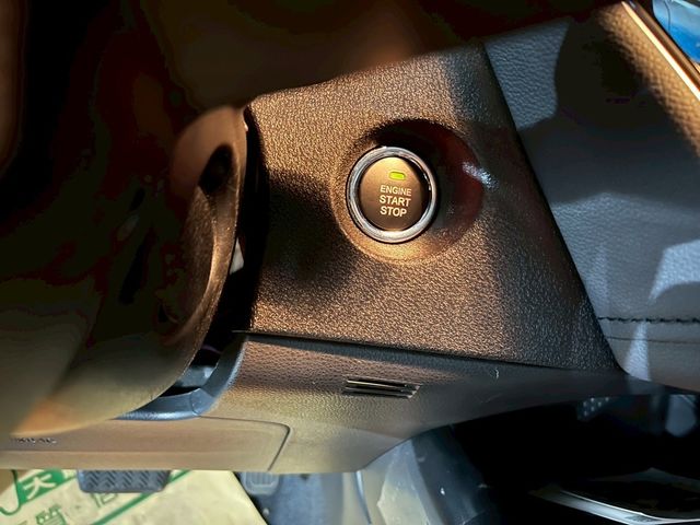 TOYOTA豐田 ALTIS  第14張相片