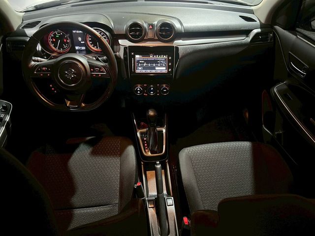 SUZUKI鈴木 SWIFT  第8張相片