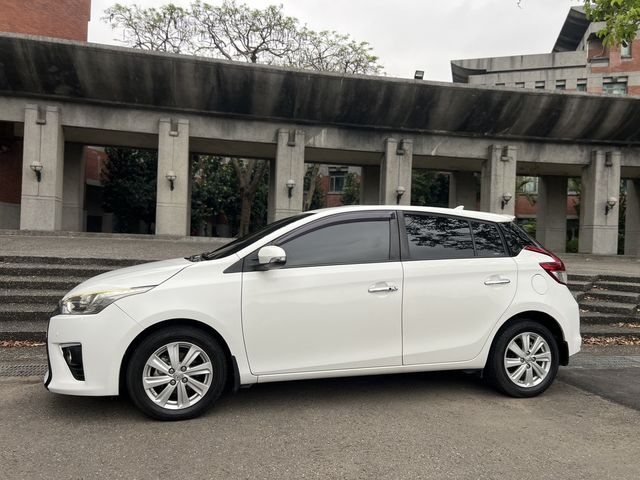 TOYOTA豐田 YARIS  第2張相片