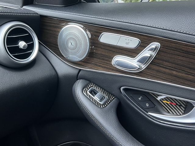 M-BENZ賓士 C300  第13張相片