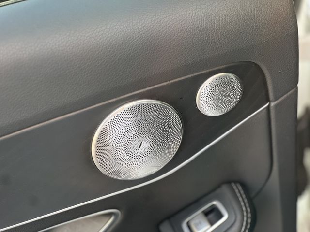 M-BENZ賓士 C300  第13張相片