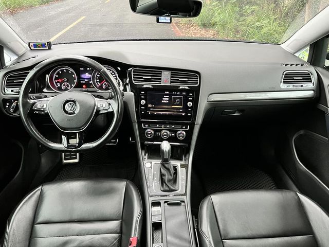VOLKSWAGEN福斯 GOLF  第4張相片