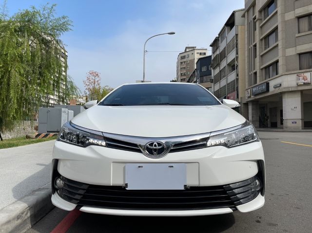 TOYOTA豐田 ALTIS  第2張相片