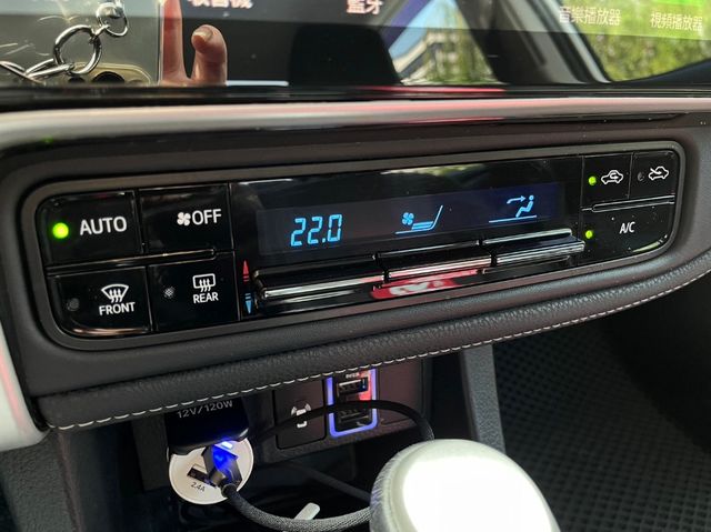 TOYOTA豐田 ALTIS  第14張相片