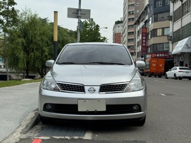 NISSAN日產 TIIDA  第2張相片
