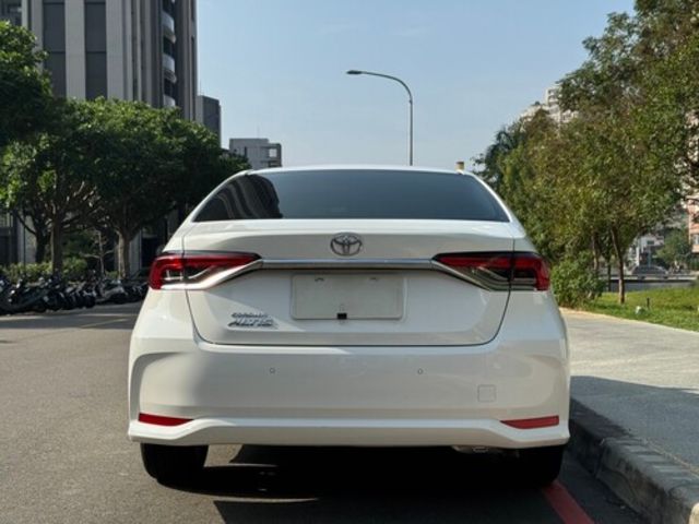 TOYOTA豐田 ALTIS  第5張相片