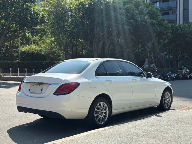 M-BENZ賓士 C180  第4張相片