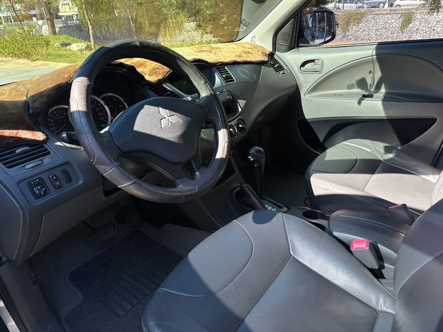 MITSUBISHI三菱 ZINGER  第7張相片