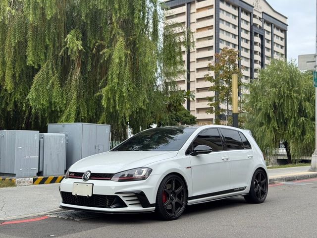 VOLKSWAGEN福斯 GOLF GTI  第1張相片