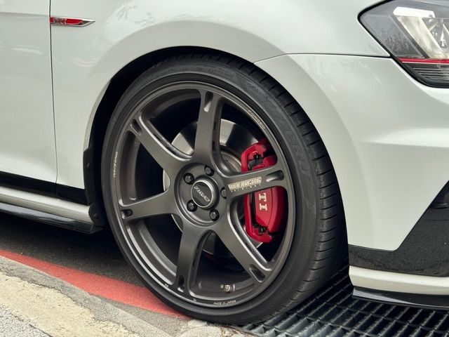 VOLKSWAGEN福斯 GOLF GTI  第7張相片