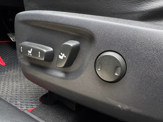 TOYOTA豐田 WISH  第8張相片