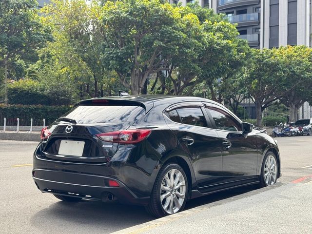MAZDA馬自達 MAZDA 3  第4張相片