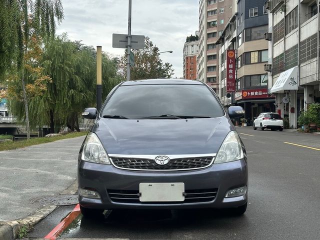 TOYOTA豐田 WISH  第2張相片